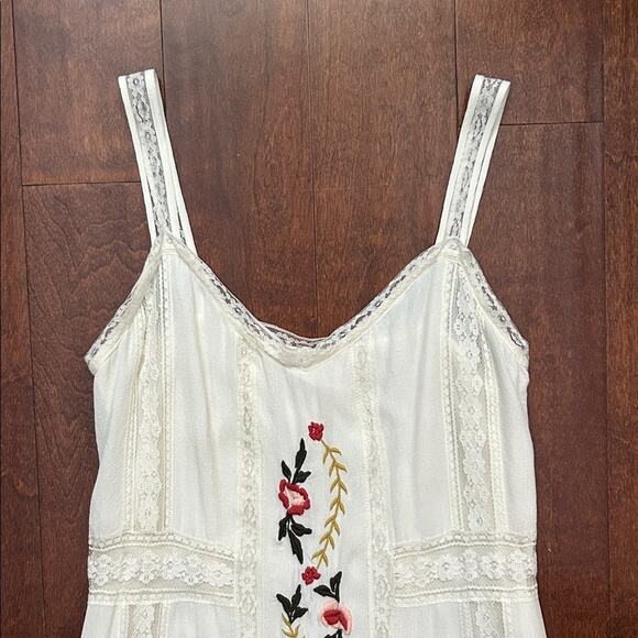 Nanette Lepore Palamino Cottagecore Cream Lace Embroidered Midi Dress, Size 6 - Picture 3 of 16